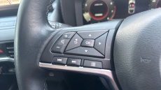 Nissan Juke 1.0 DiG-T N-Connecta 5dr Petrol Hatchback